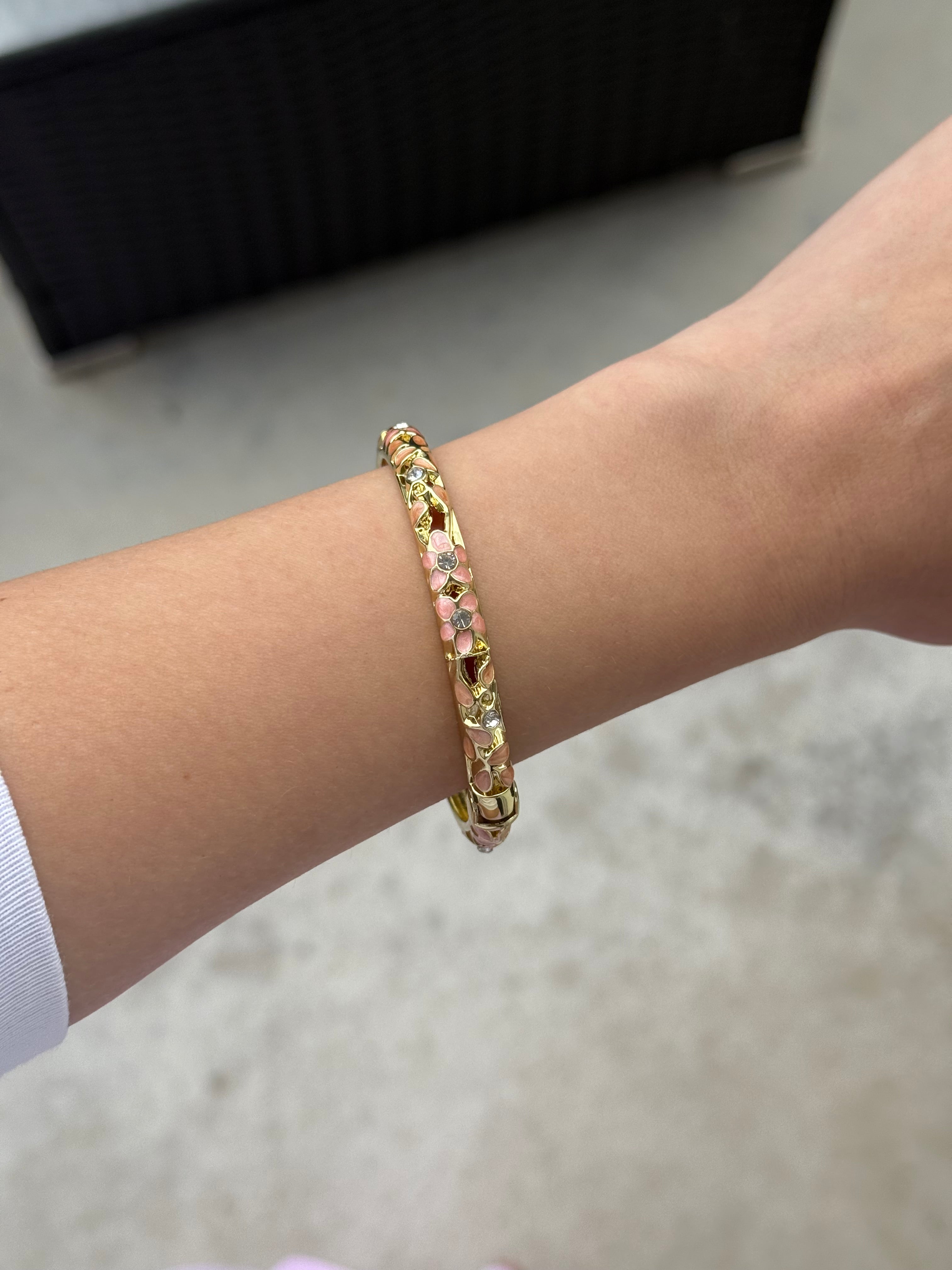 Bloom Bangle – Coral Rose