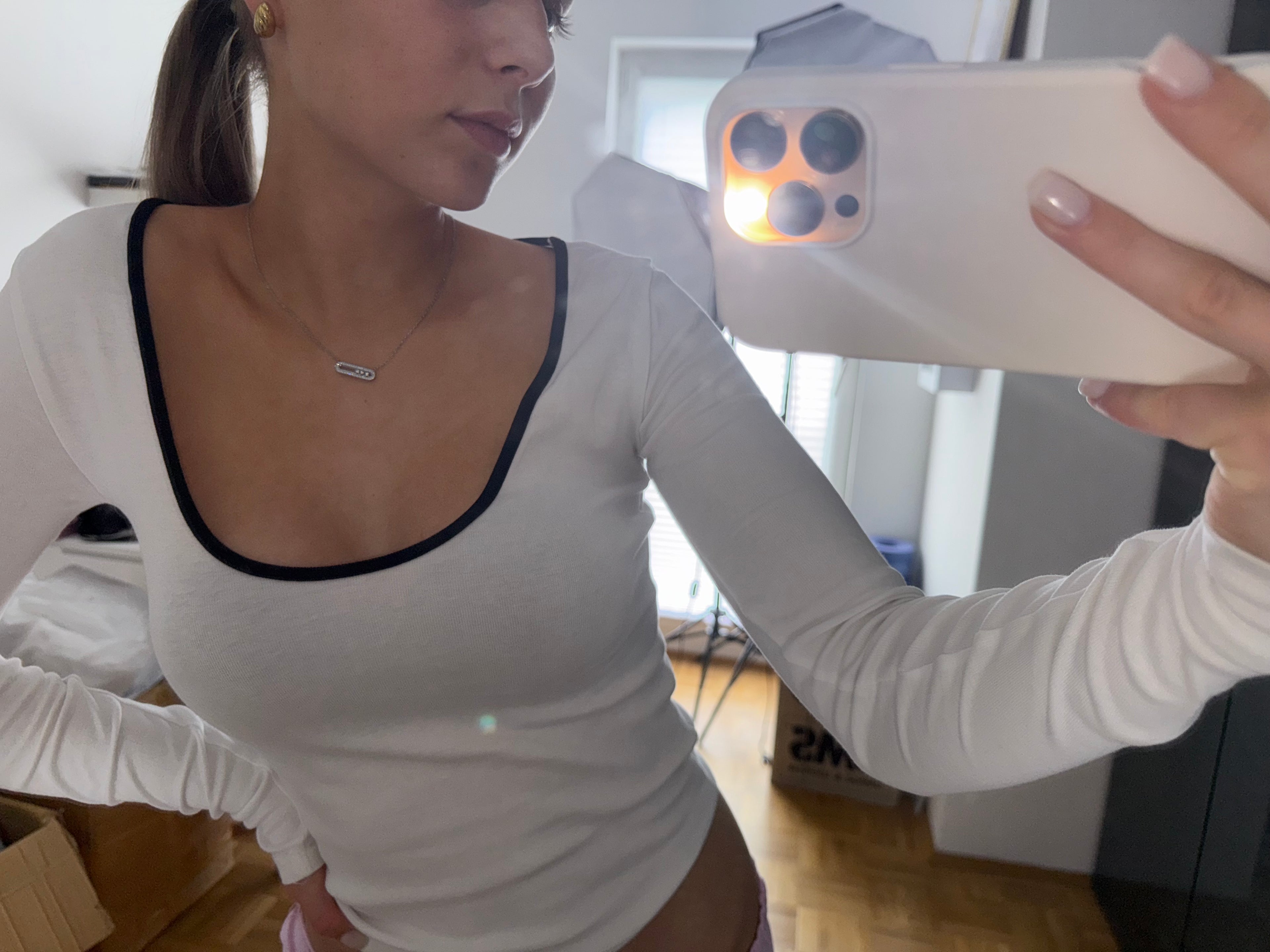 Moving Gem Necklace Silver